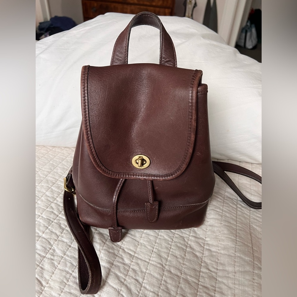 Vintage Coach Day Pack Backpack 9960 in beautiful condition